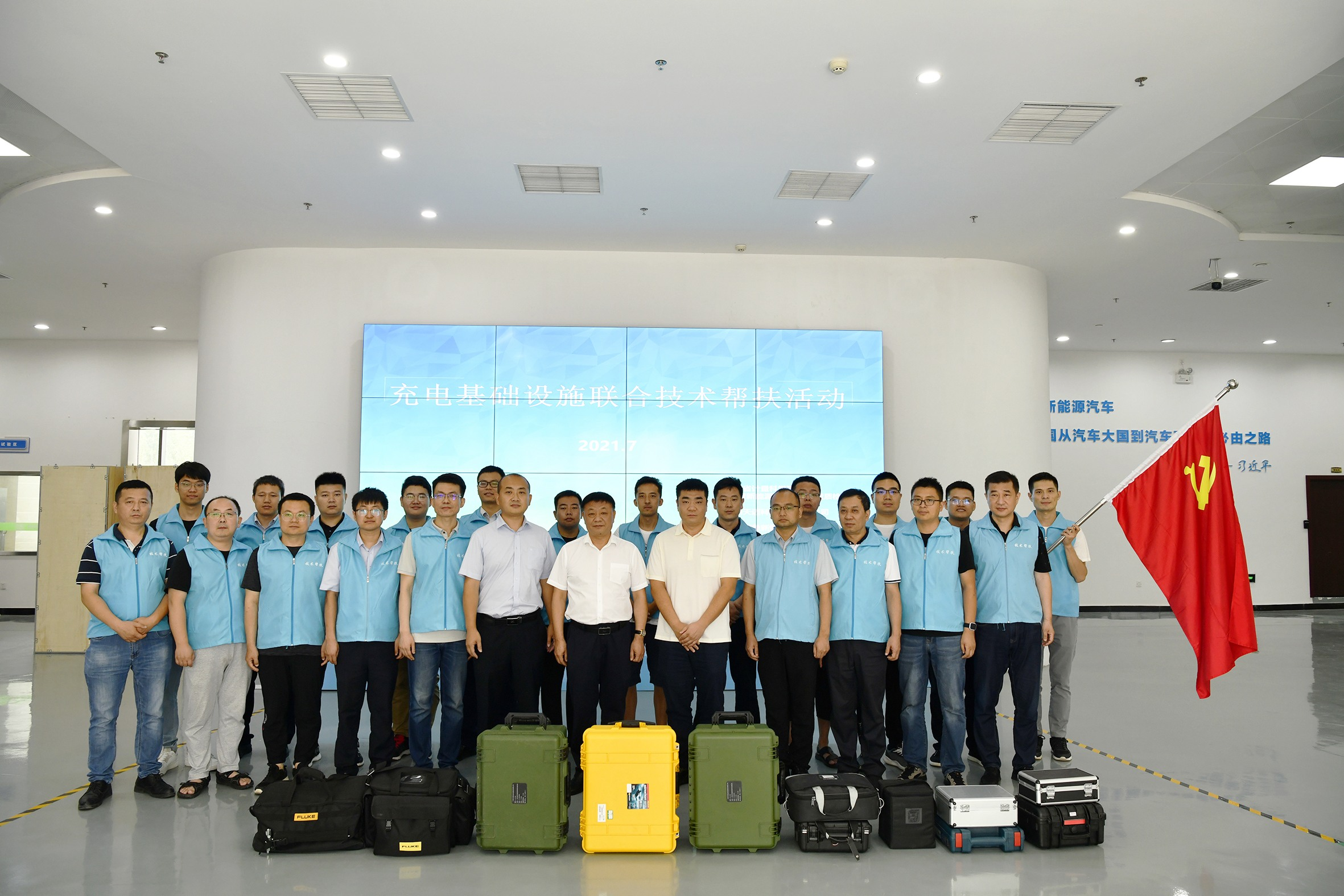 風(fēng)馳電“測”保基樁安全 主動(dòng)作為援災(zāi)后重建